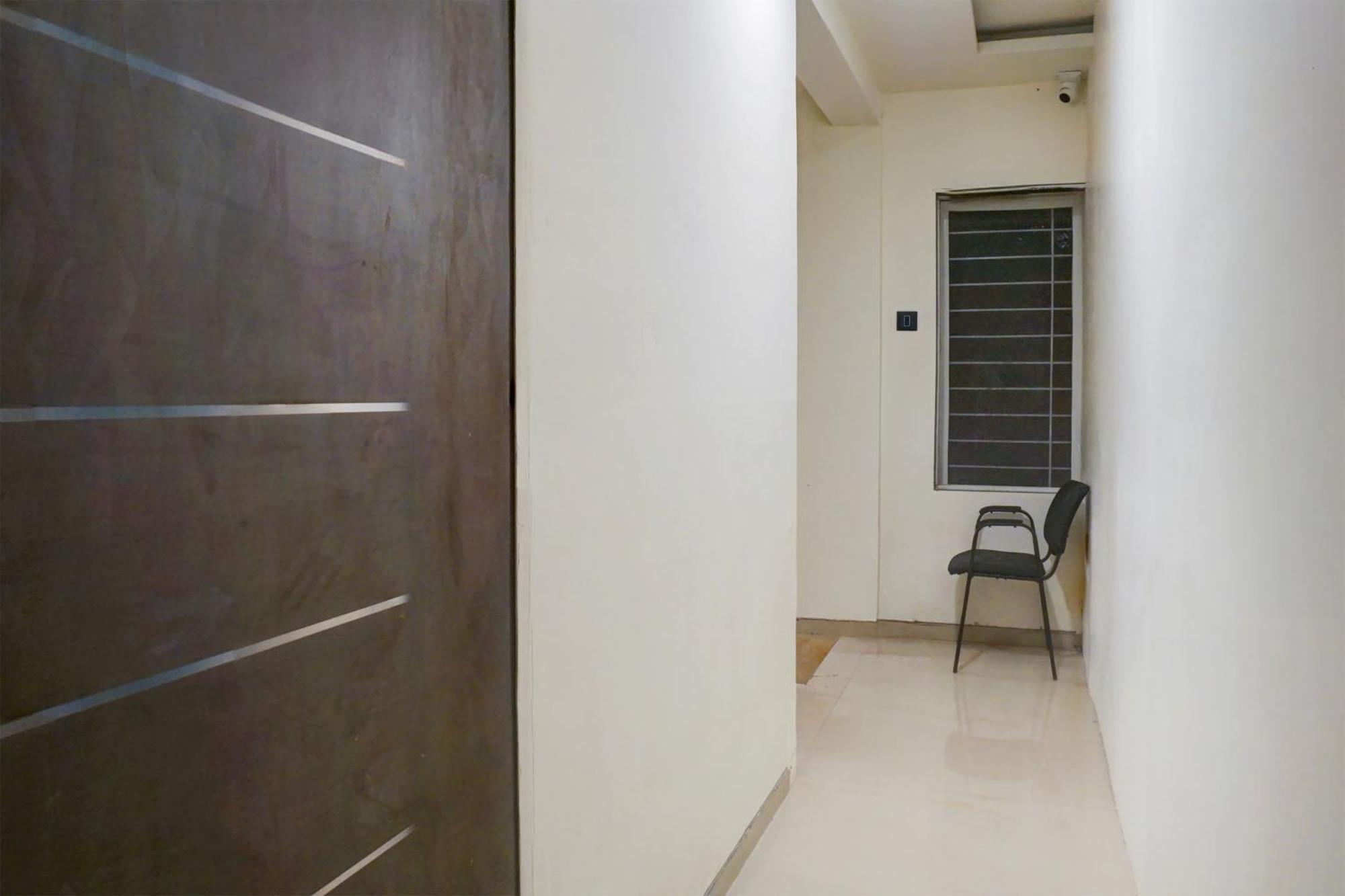 Hotel O The Highstreet Hometel Poona Buitenkant foto
