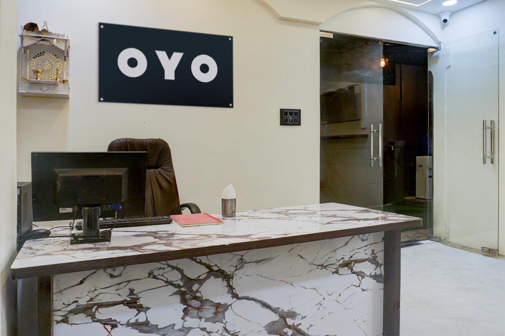 Hotel O The Highstreet Hometel Poona Buitenkant foto