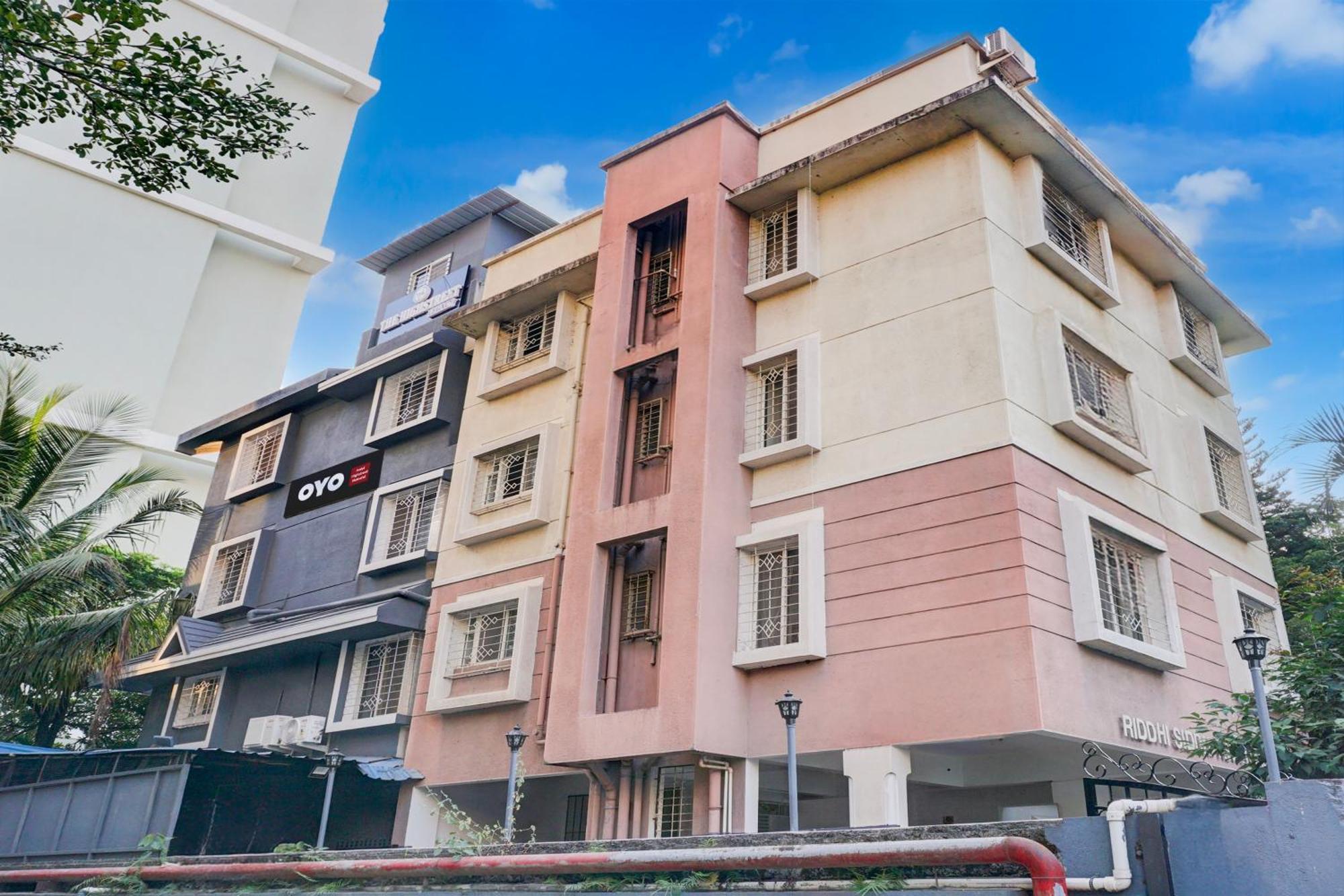 Hotel O The Highstreet Hometel Poona Buitenkant foto