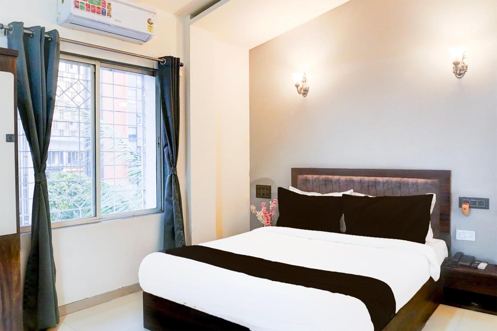 Hotel O The Highstreet Hometel Poona Buitenkant foto