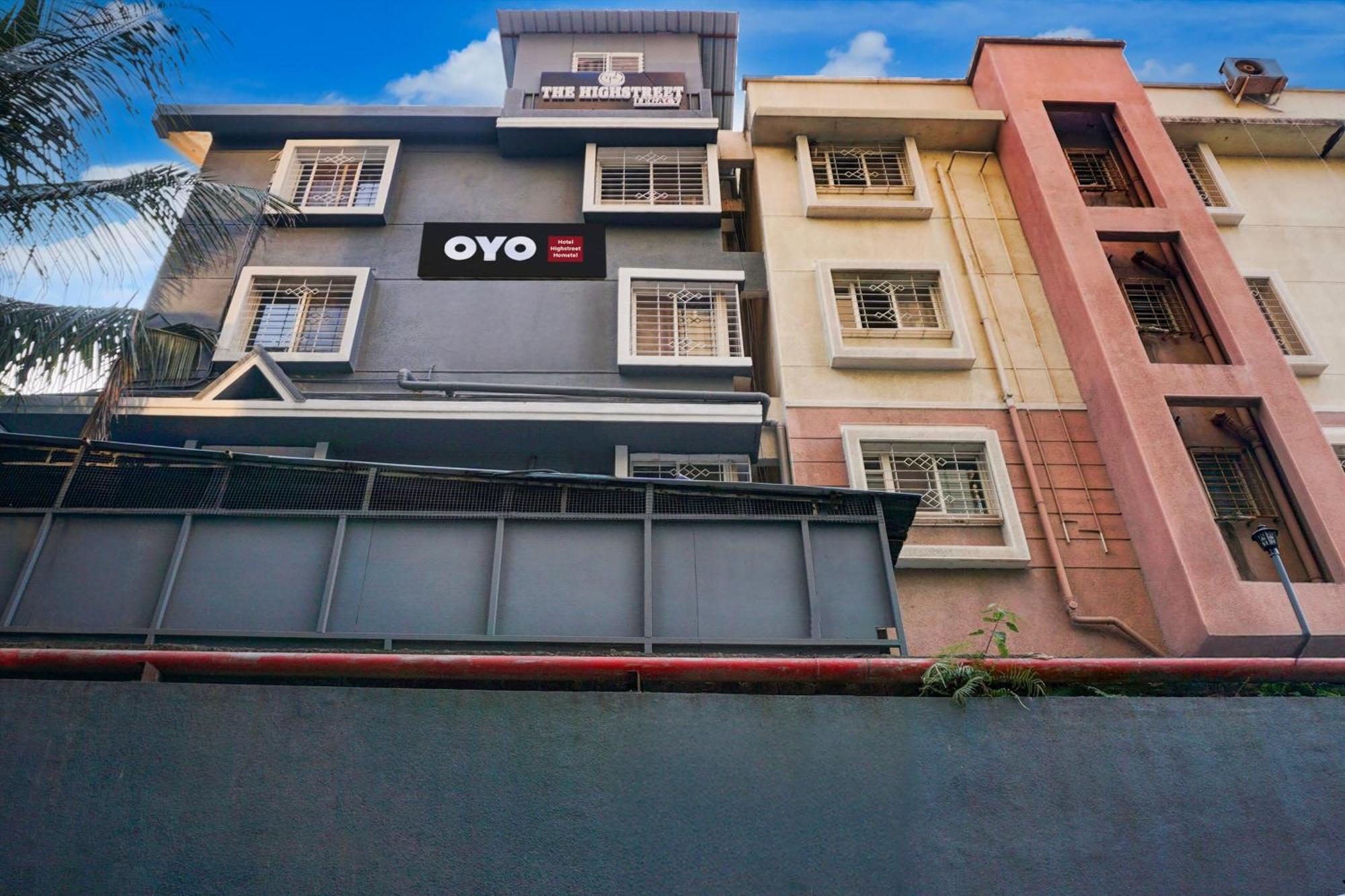 Hotel O The Highstreet Hometel Poona Buitenkant foto